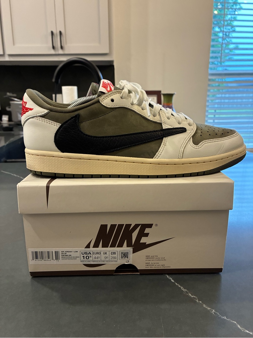 Men’s Nike Air Jordan 1 Low Travis Scott Reverse Olive Medium Olive